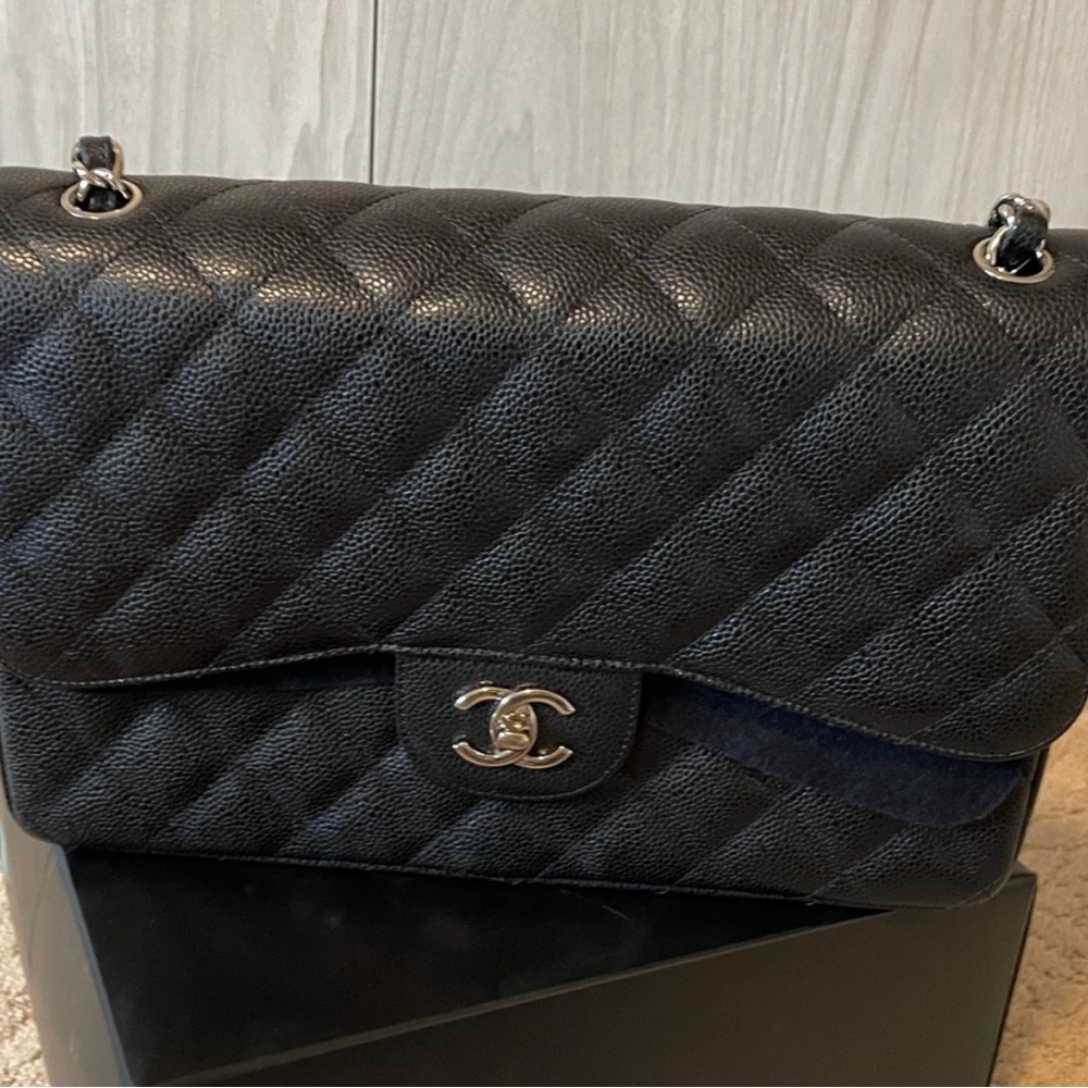 Chanel Classic Handbag - Large